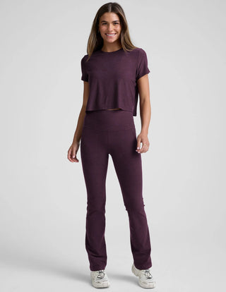 FEATHERWEIGHT SUPREME CROPPED TEE in Eggplant - obligato