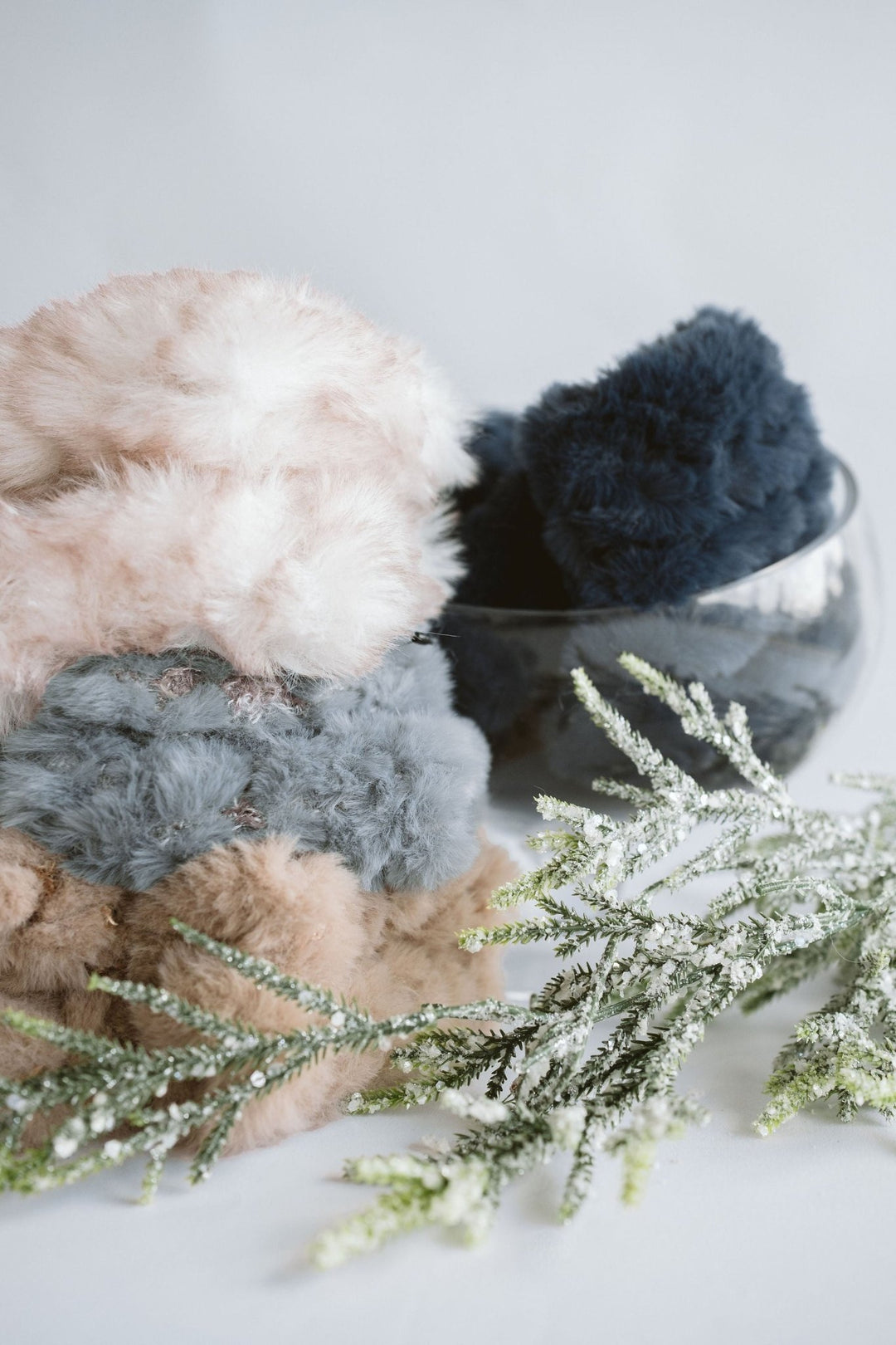 Cold Weather Accessories - obligato