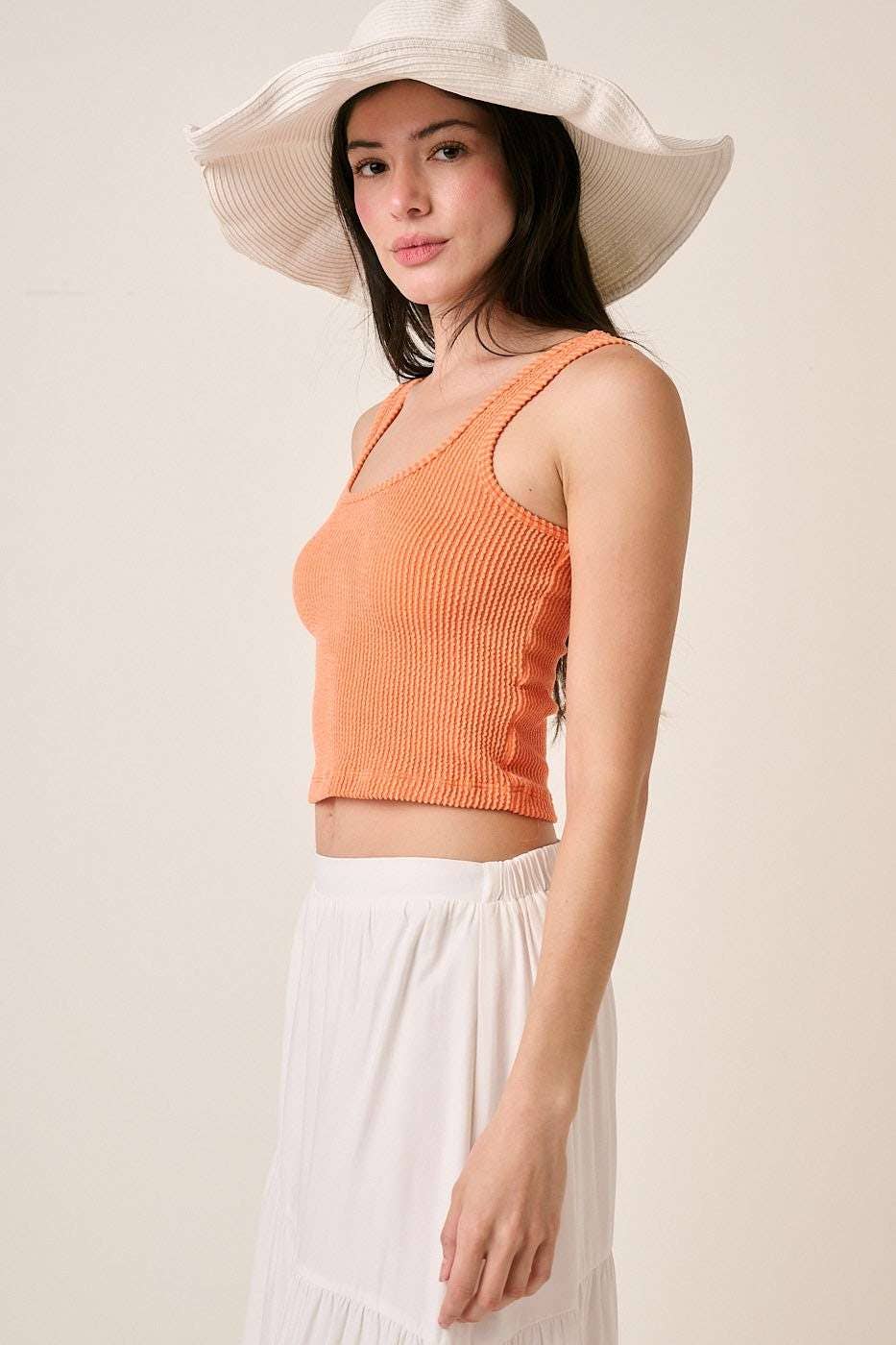 URBAN RIB KNIT SCOOP NECK CROP TANK TOP: ORANGE / S-M-L(2-2-2)