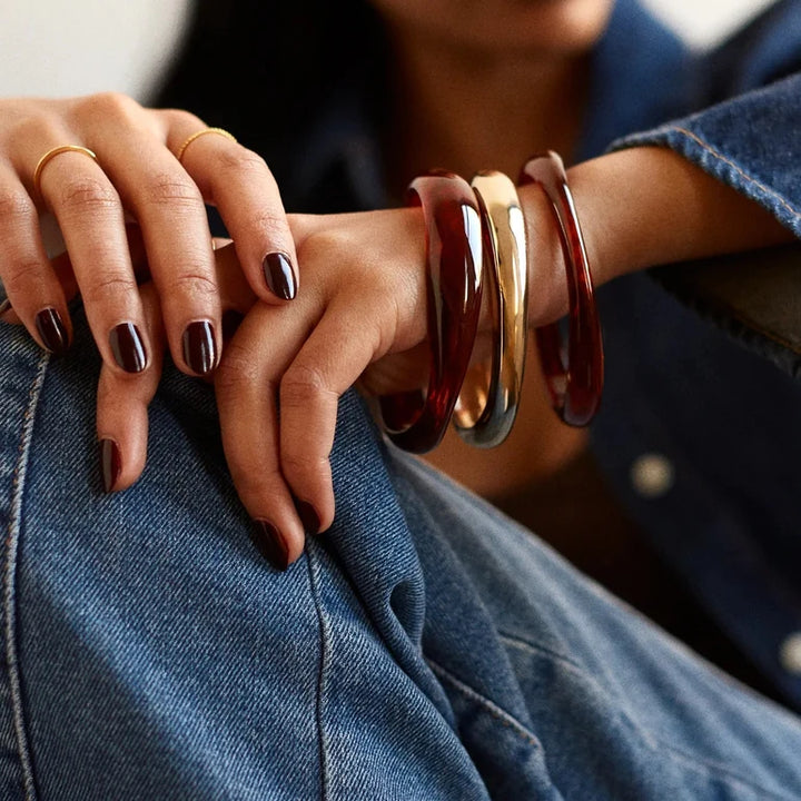 Raven Resin Bangle Set