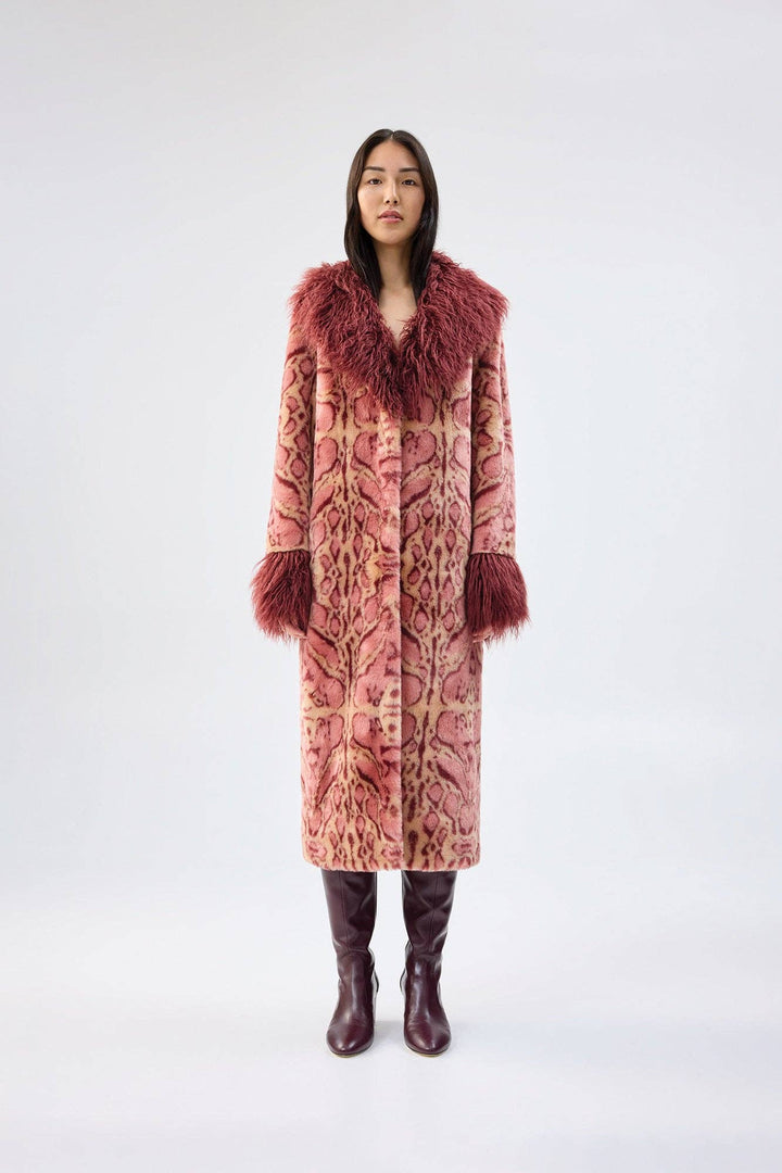 Cuvée Rose Coat: Rouge