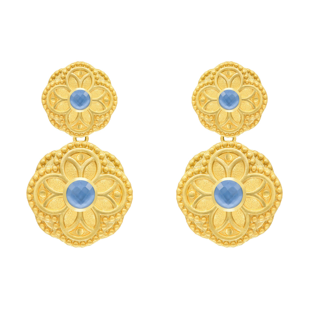 Adeline Earrings: Pearl