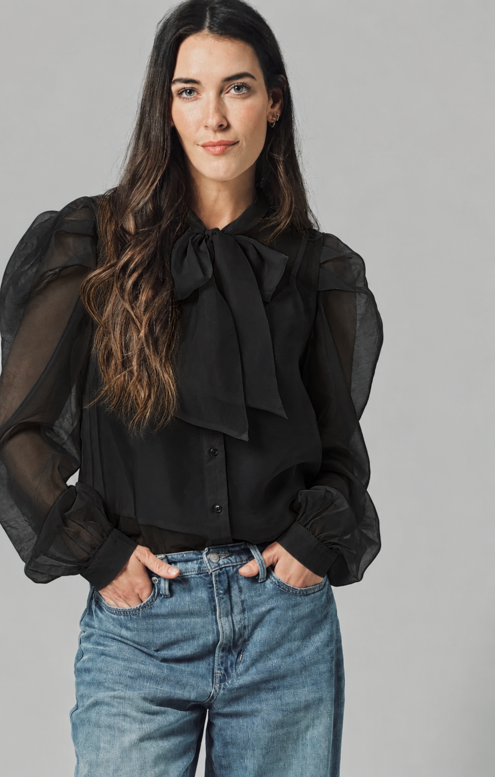The Long Sleeve French Bow Shirt in Black