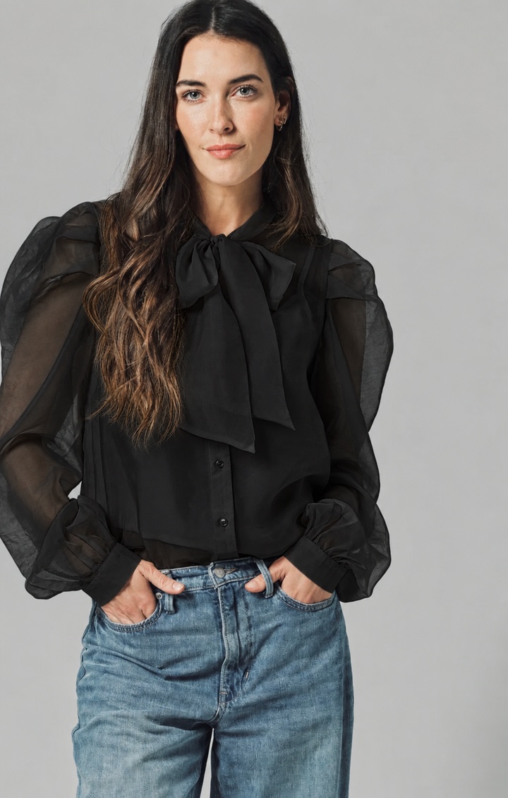 The Long Sleeve French Bow Shirt in Black