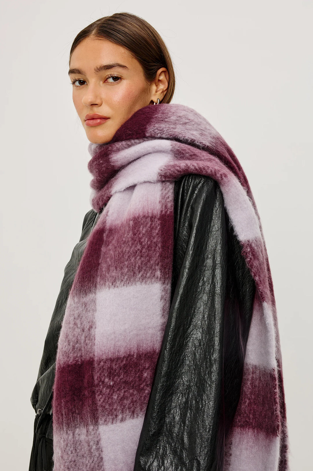 Oslo Scarf in Wine