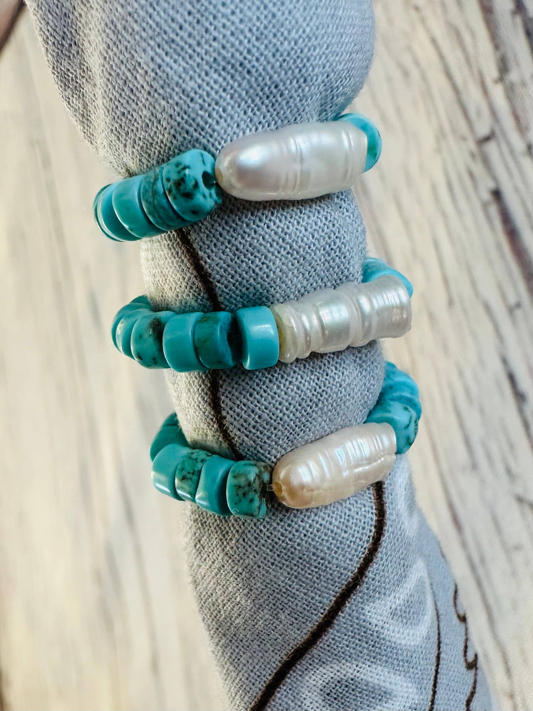 Keshi Pearl Turquoise Bandana Stretch Charm