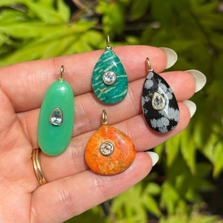 Orange Coral Gemstone Pendant With Topaz: Fan