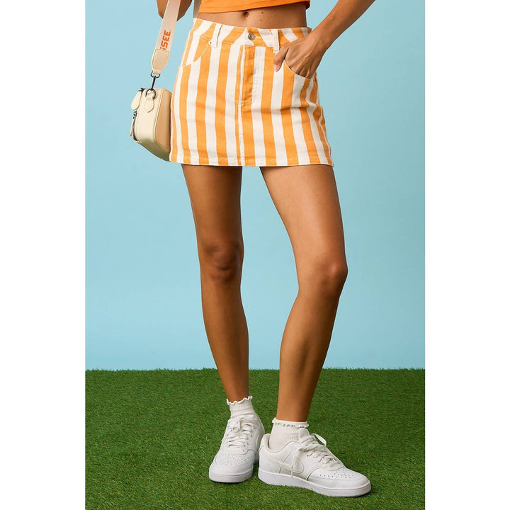 GAME DAY STRIPED MINI SKORT: ORANGE / S-M-L(2-2-2)