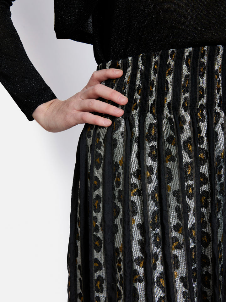AMANDA MID-LENGTH SKIRT