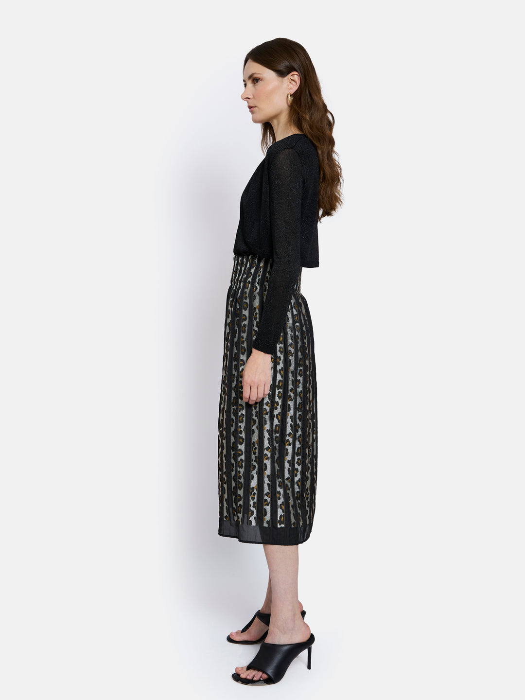 AMANDA MID-LENGTH SKIRT