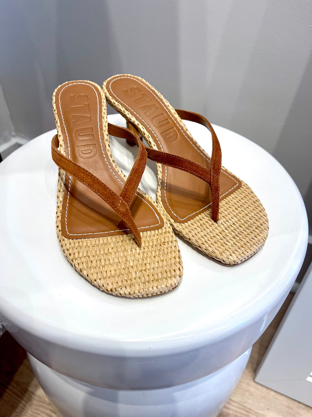 Freja Thong Kitten Heel in Tobacco Natural