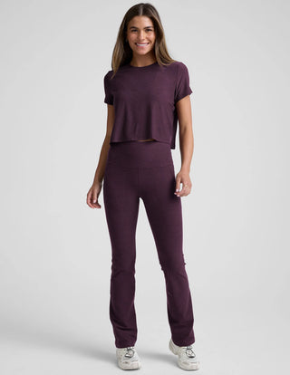 FEATHERWEIGHT SUPREME CROPPED TEE in Eggplant