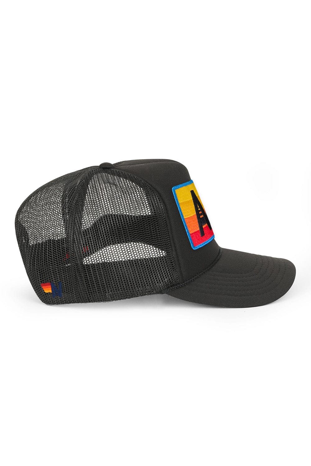 LOGO RAINBOW VINTAGE TRUCKER HAT NAVY
