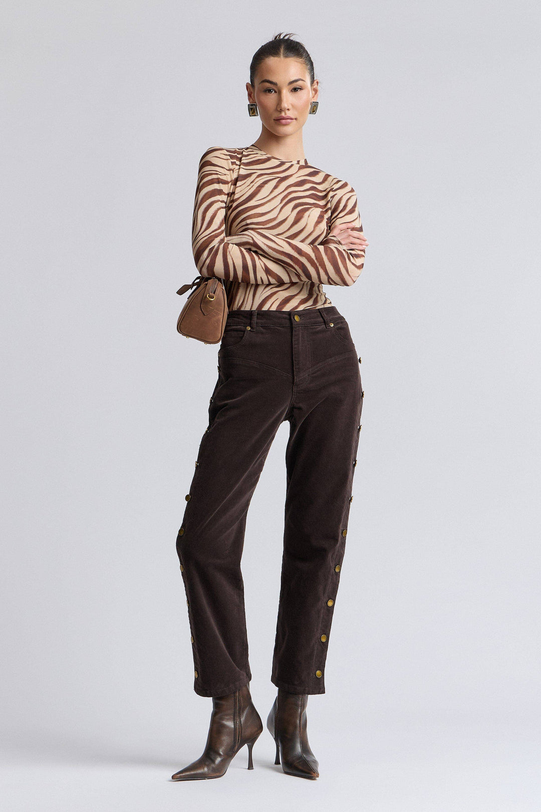 Zebra Stretch Mesh Thumbhole Top in Autumn Zebra
