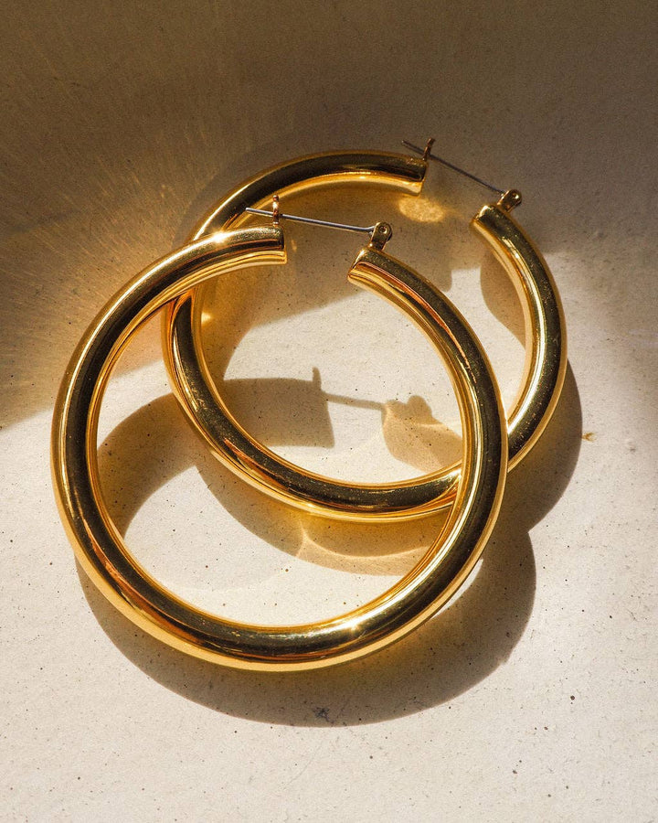 Amalfi Tube Hoops - Gold: Gold - obligato