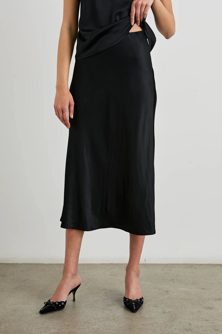 Anya Midi Skirt in Black - obligato
