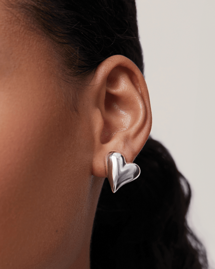 Art Heart Symmetrical Button Earrings - obligato