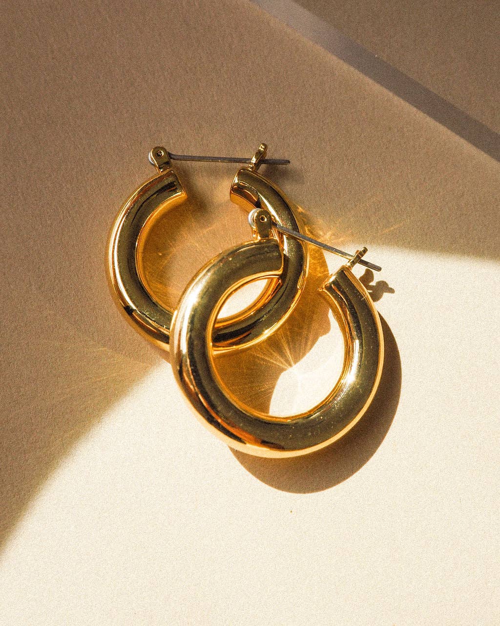 Baby Amalfi Tube Hoops - Gold - obligato