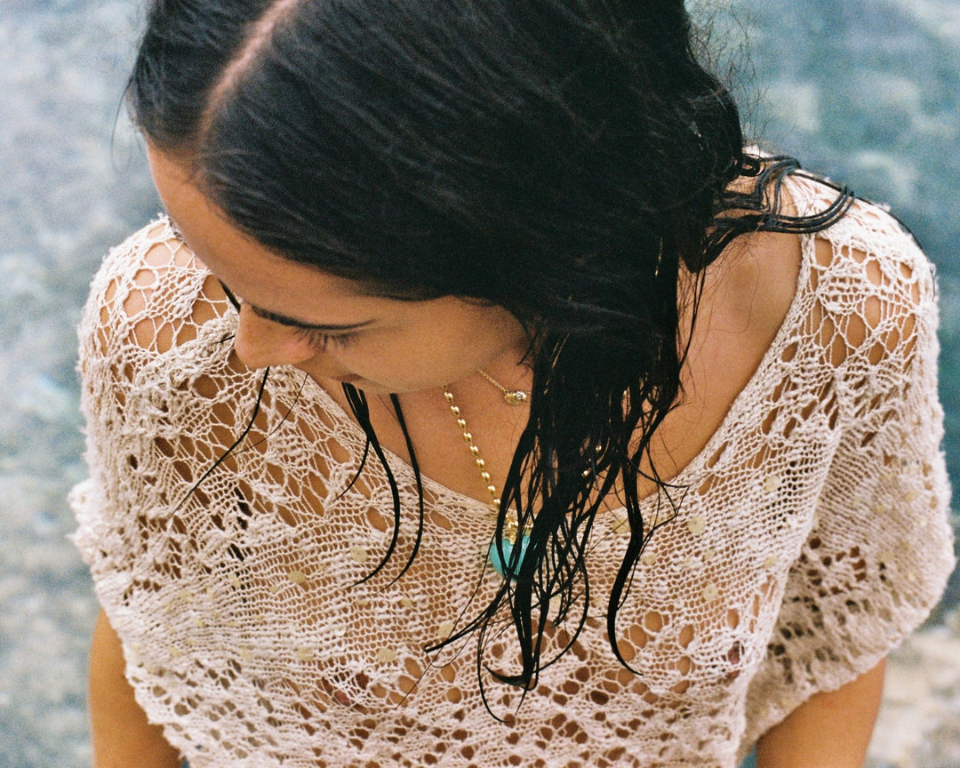 Bacio Mini Glass Heart Necklace: Periwinkle Blue - obligato