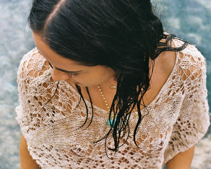 Bacio Mini Glass Heart Necklace: Periwinkle Blue - obligato