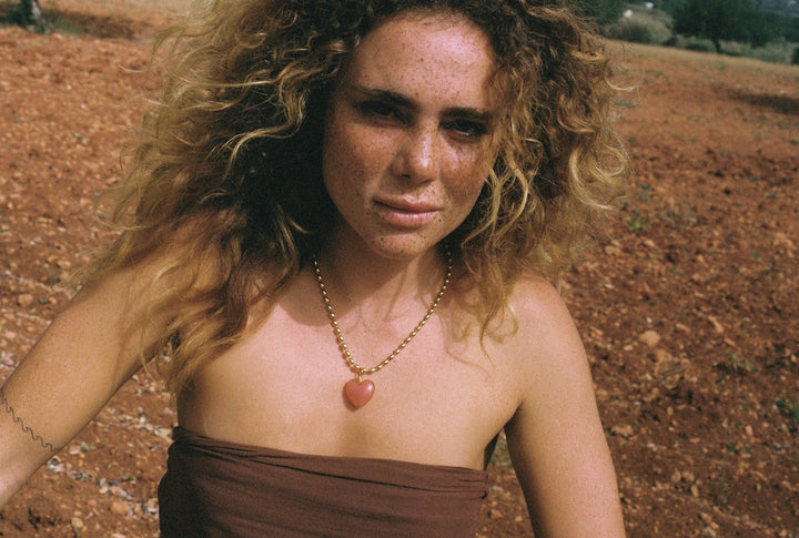 Bacio Mini Glass Heart Necklace: Periwinkle Blue - obligato