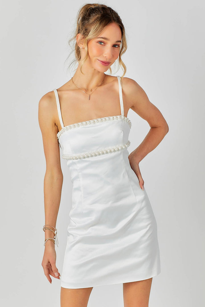 Beaded Trim Mini Dress: WHITE / L - obligato