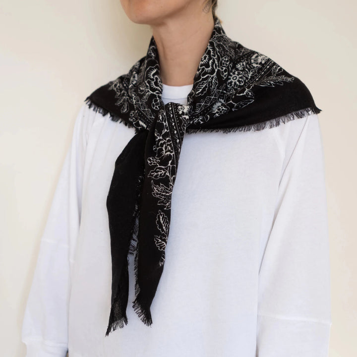 Big Silk Noil Bandana in Black - obligato