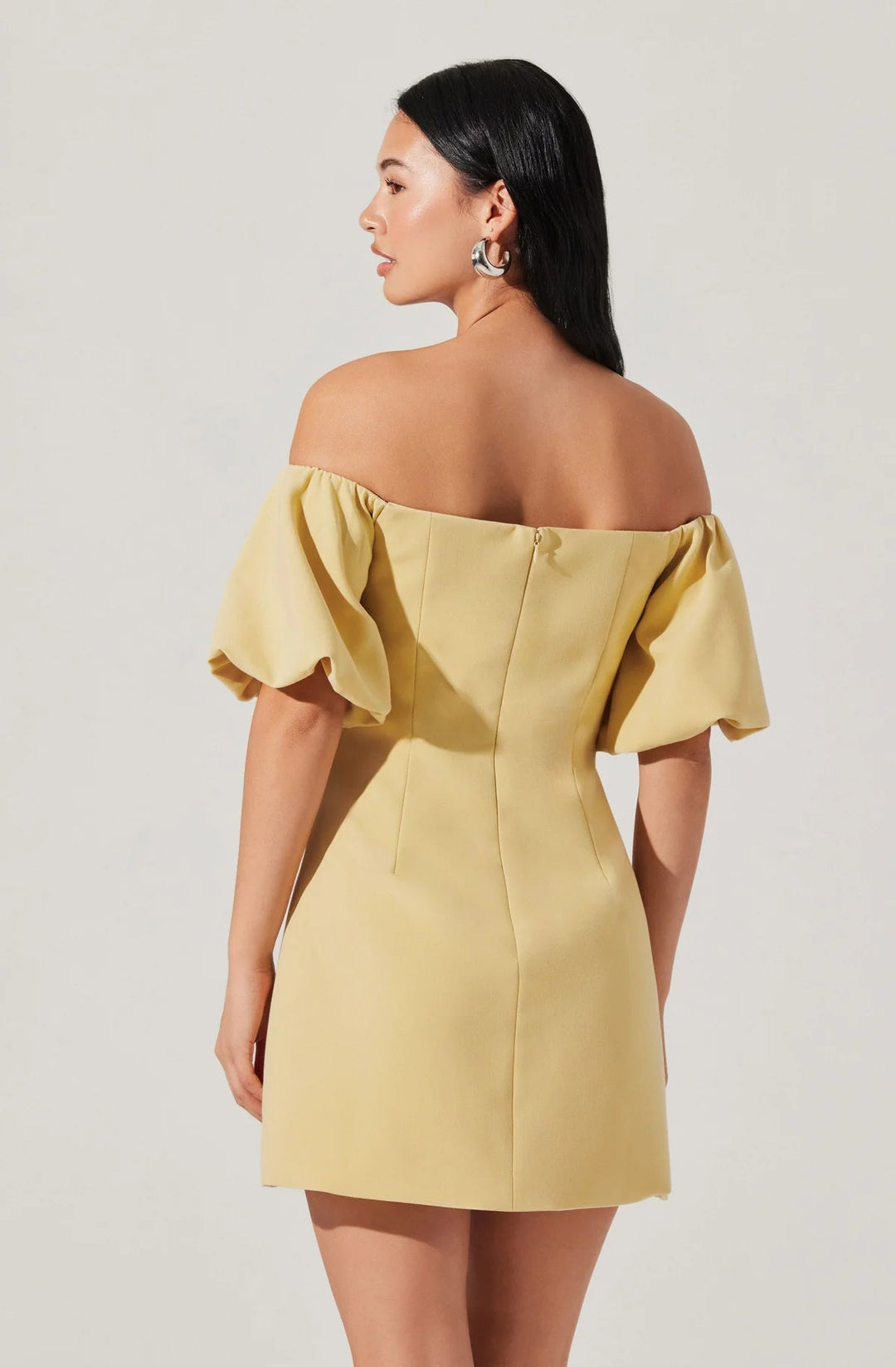 Biviana Dress in Butter Yellow - obligato