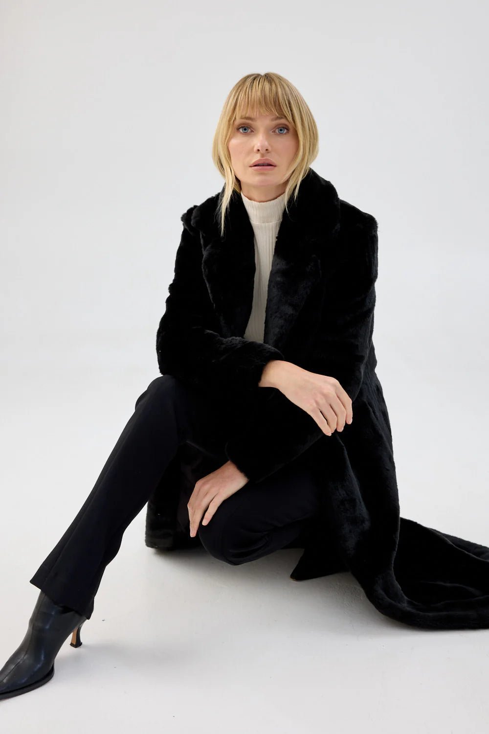 Black Bird Coat - obligato