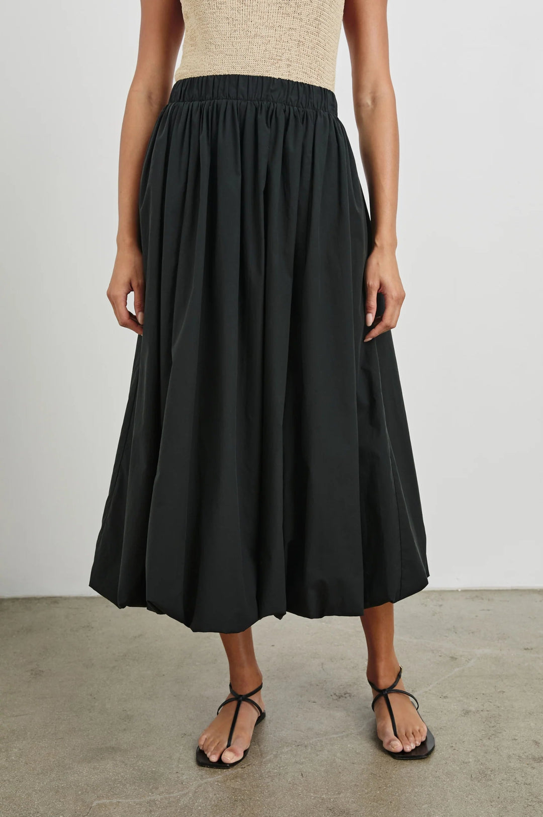 Cala Bubble Skirt in Black - obligato