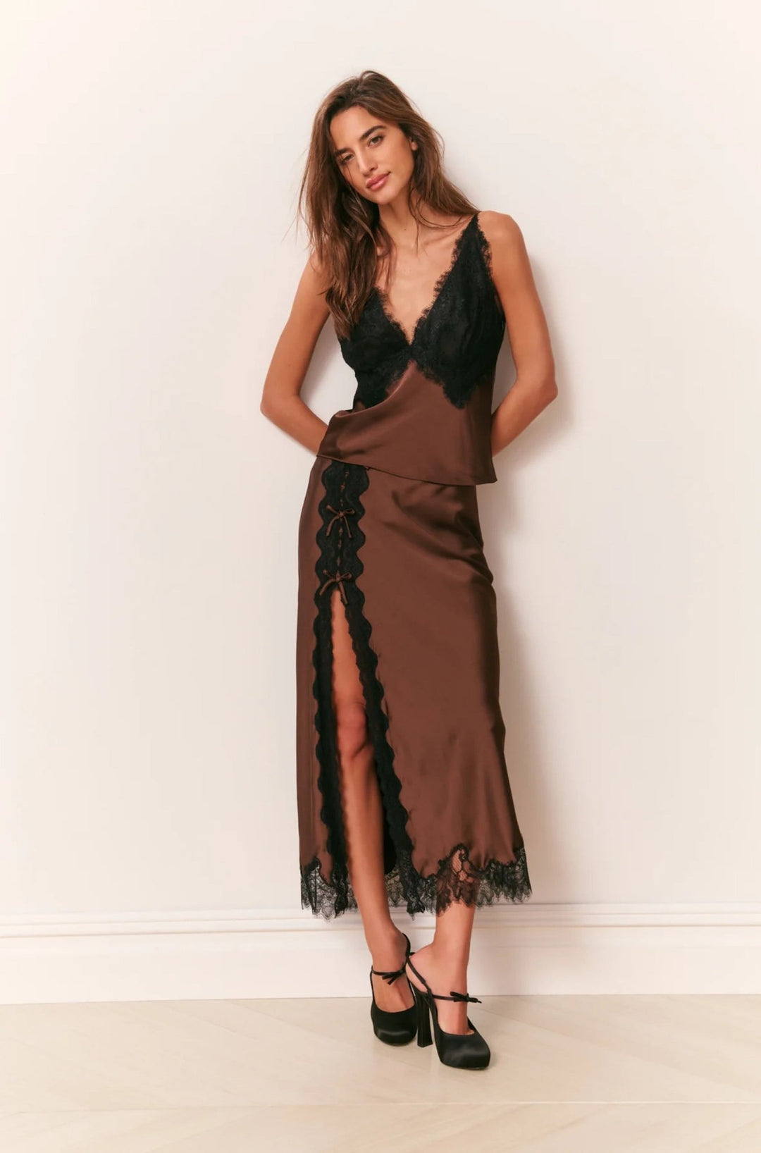 Calder Skirt in Chocolate Brown - obligato