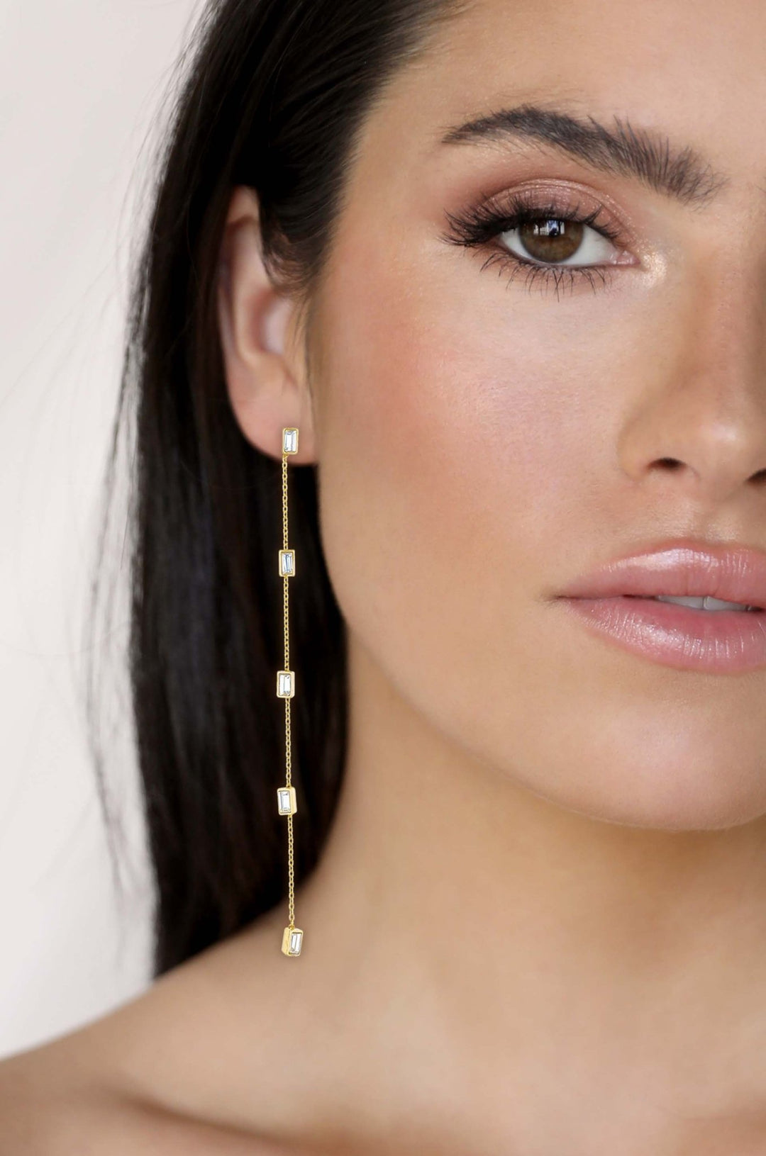 Dainty Statement Crystal Dangle Earrings: Clear Crystals / One Size - obligato