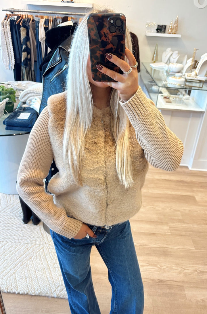 Daphne Collarless Fur Sweater - obligato