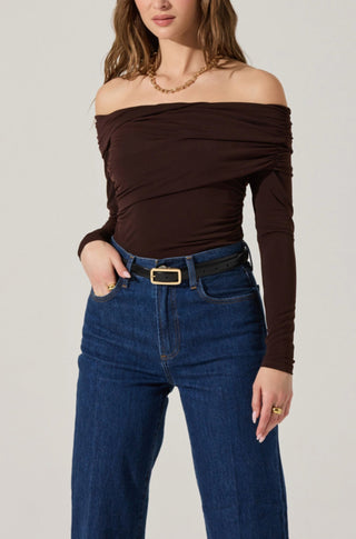 Datia Top in Brown - obligato