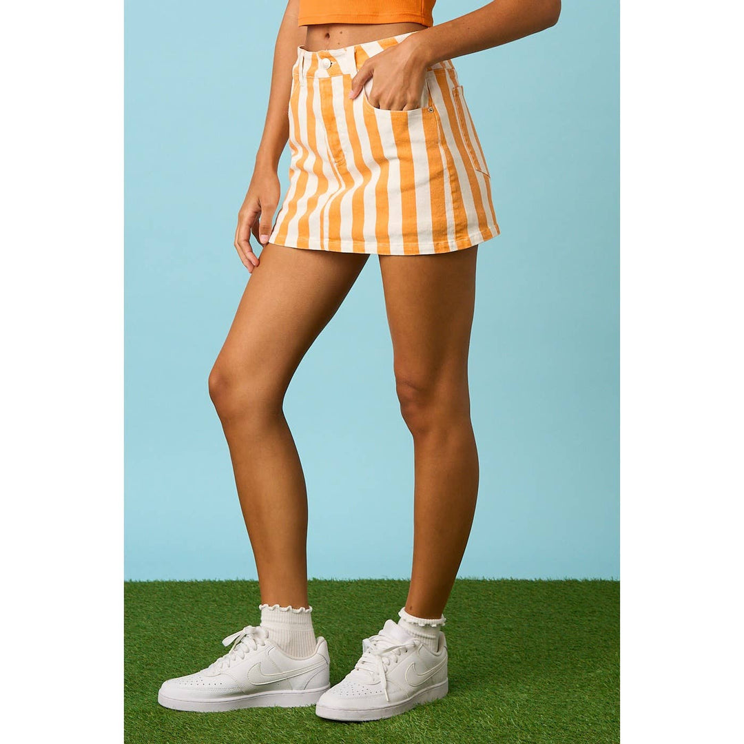 GAME DAY STRIPED MINI SKORT: ORANGE / S-M-L(2-2-2)