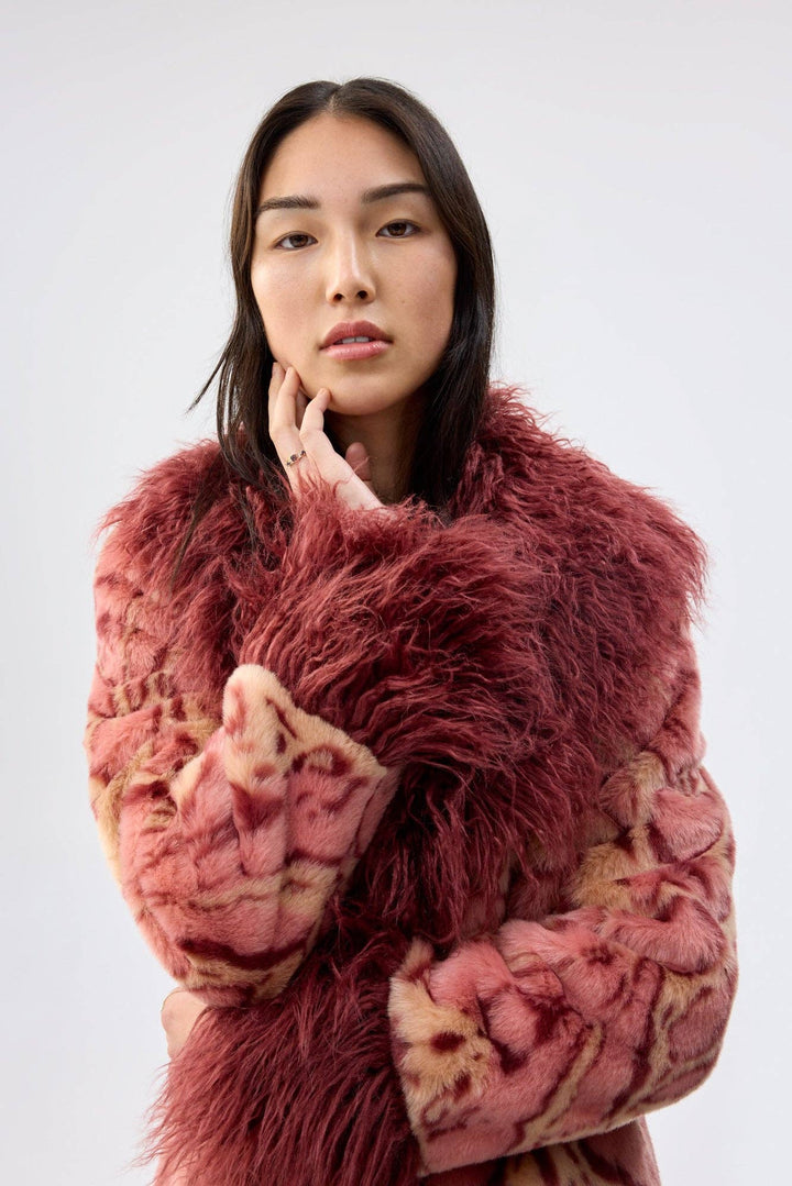 Cuvée Rose Coat: Rouge