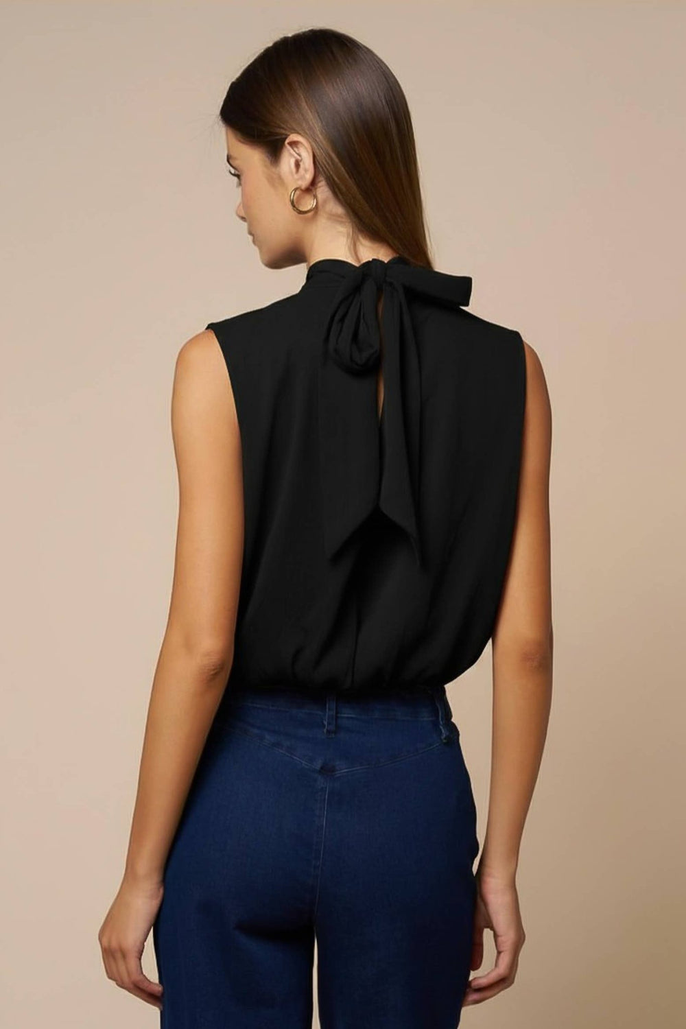 Draped Chiffon Mock Neck Sleeveless Top in Black / M - obligato