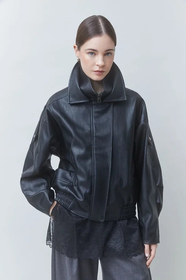 EARLY Oversized black faux leather coat - obligato
