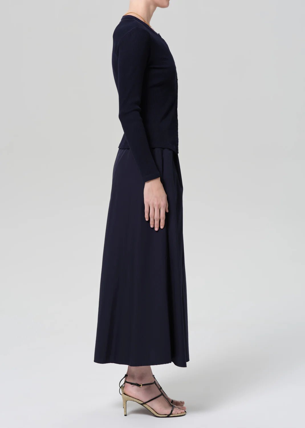 Emi Poplin Skirt in Navy - obligato