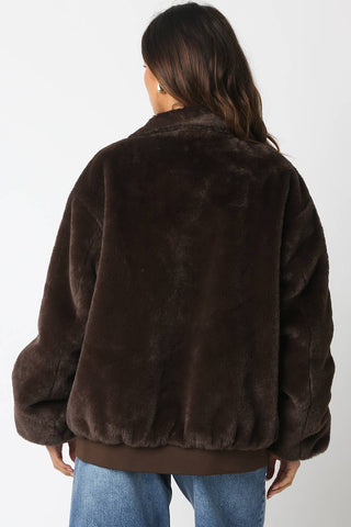 Emmy Faux Far Jacket: Ash Brown / Contemporary / S - obligato