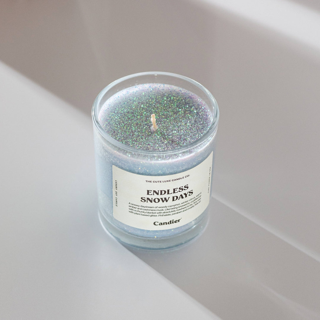 Endless Snow Day Candle - obligato
