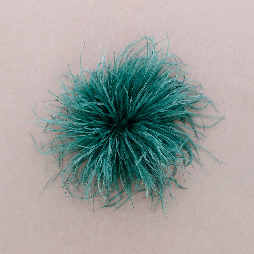 Feather brooch 8–10 cm (C): Light Beige - obligato