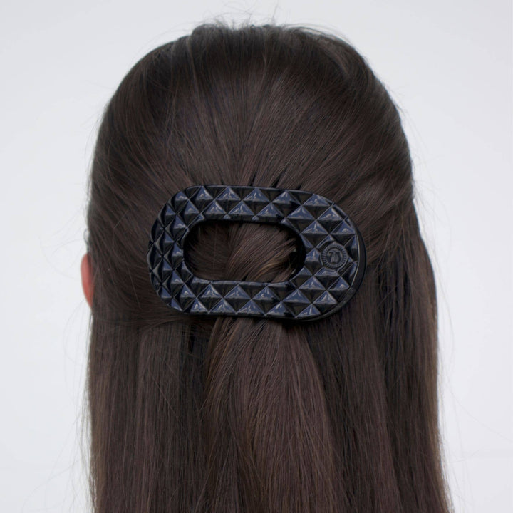 Flat Round Hair Clip | Medium | Jet Black Quilted - obligato