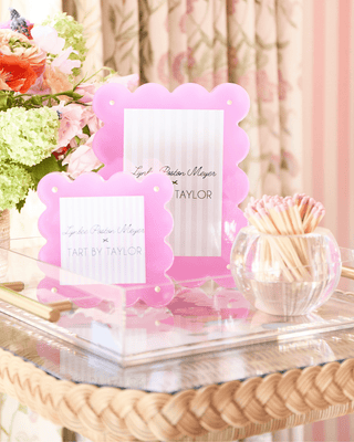 Fuchsia Acrylic Picture Frame - obligato