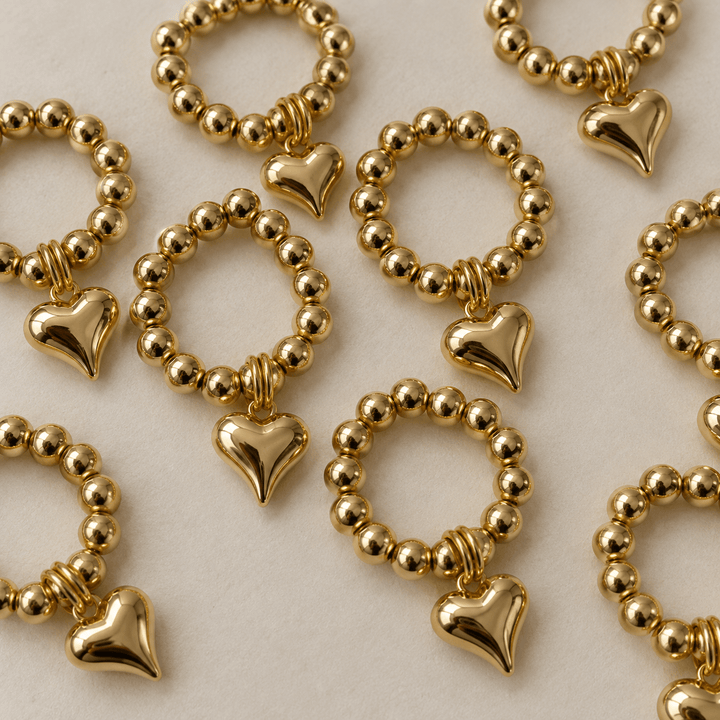 Gold Heart Bandana Stretch Charm - obligato