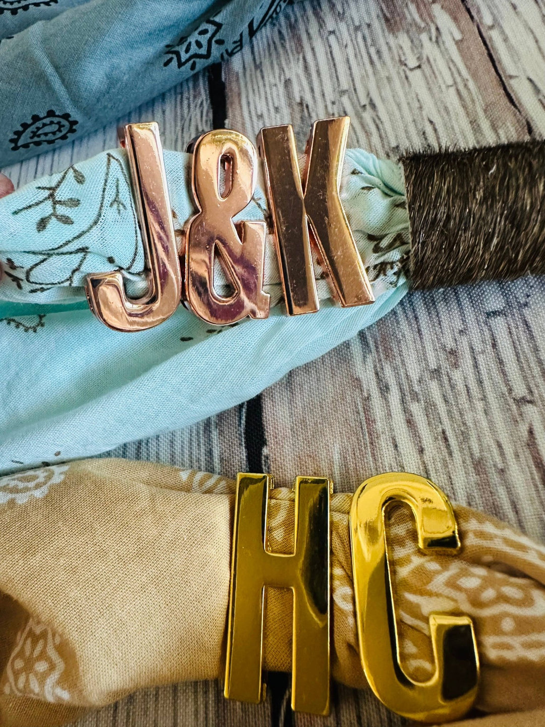 Gold Large Letter Bandana Slides: L - obligato