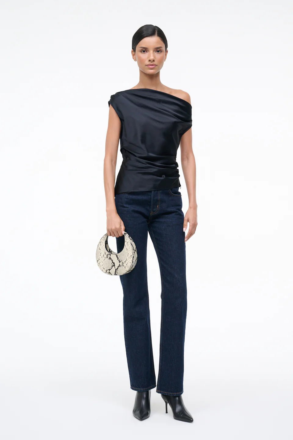 Good Night Moon in White Snake - obligato