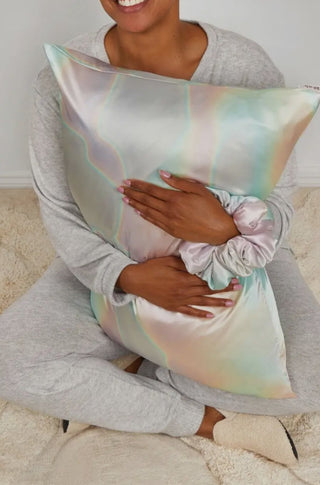 Holiday Satin Pillowcase and Pillow Scrunchie 2pc - Aura - obligato