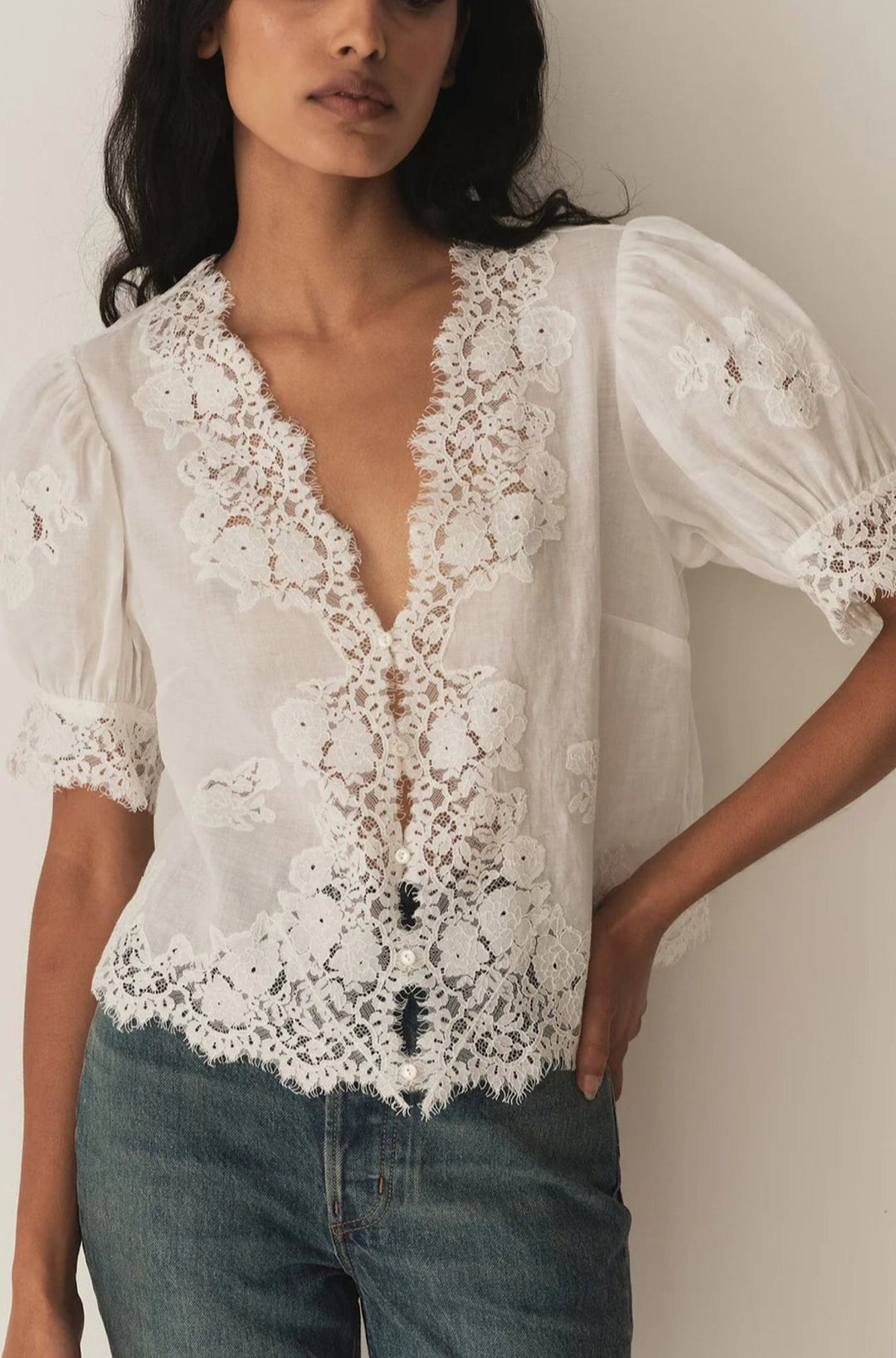 Idella Top In White - obligato