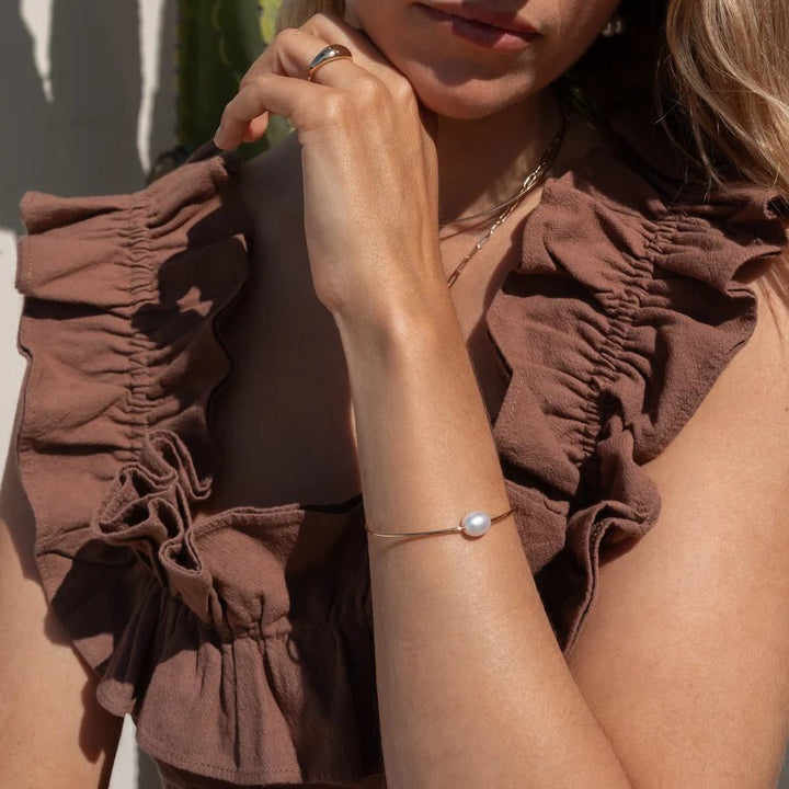 Isla Pearl Bracelet: 14k Gold Plated - obligato
